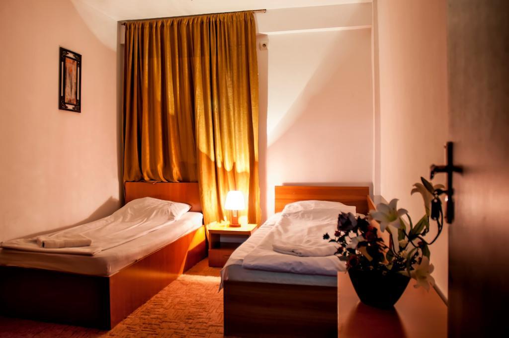 Hotel Stars Bucureşti Phòng bức ảnh